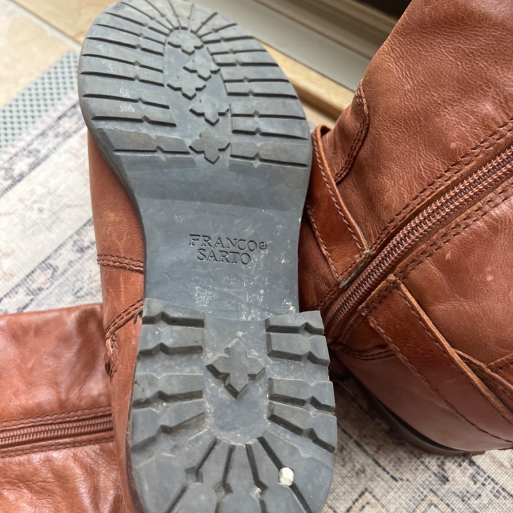 Boots - Picture 3 of 3